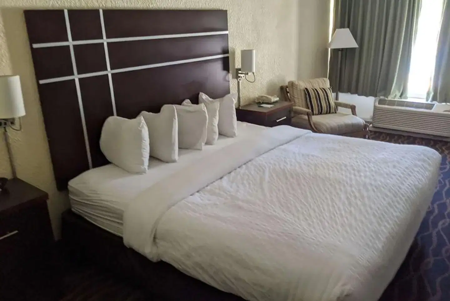 Days Inn by Wyndham Stuart ROOM_EXAMPLE