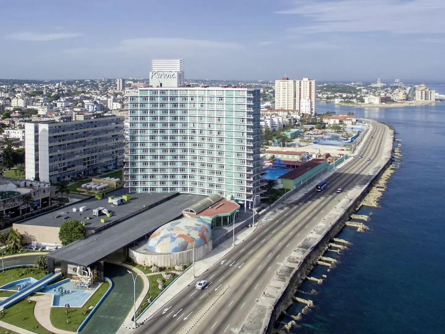 Habana Riviera by Iberostar OUTDOOR_POOL