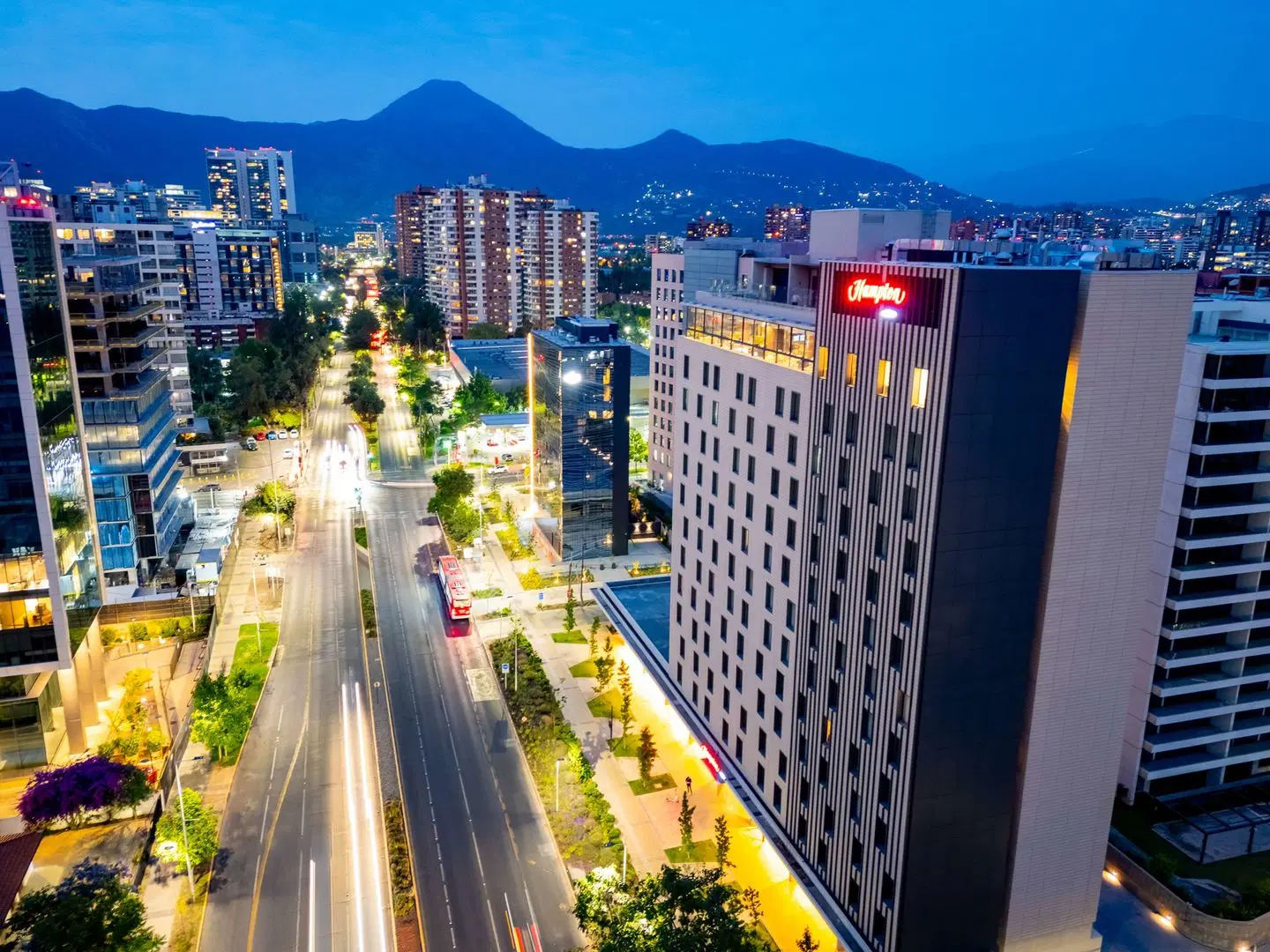 Hampton By Hilton Santiago Las Condes EXTERIOR