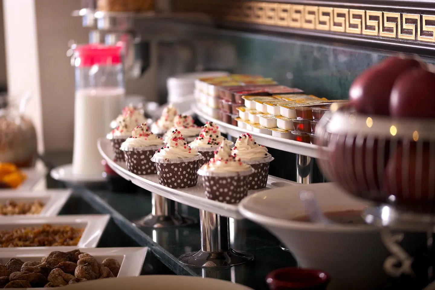 Glamour Hotel Restaurant