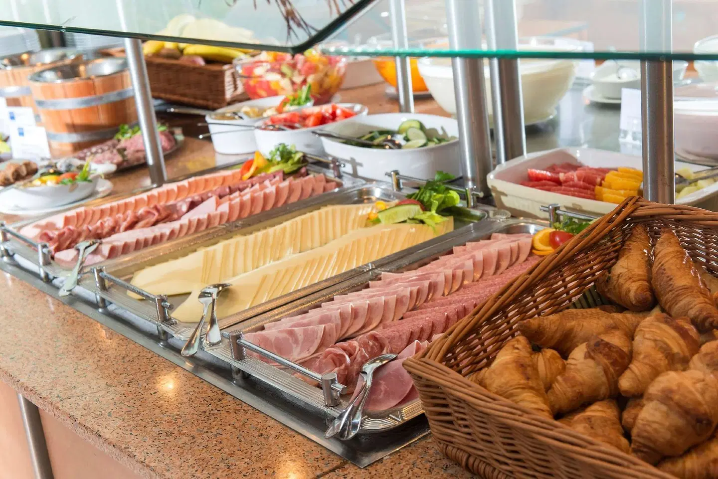 Good Morning+ Berlin City East Restaurant