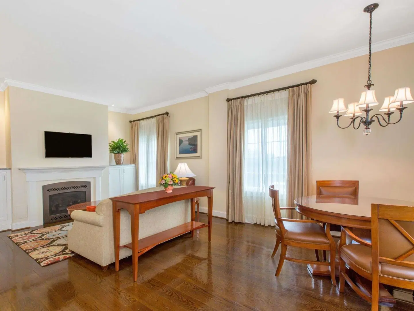 The George Washington Grand Hotel ROOM_EXAMPLE