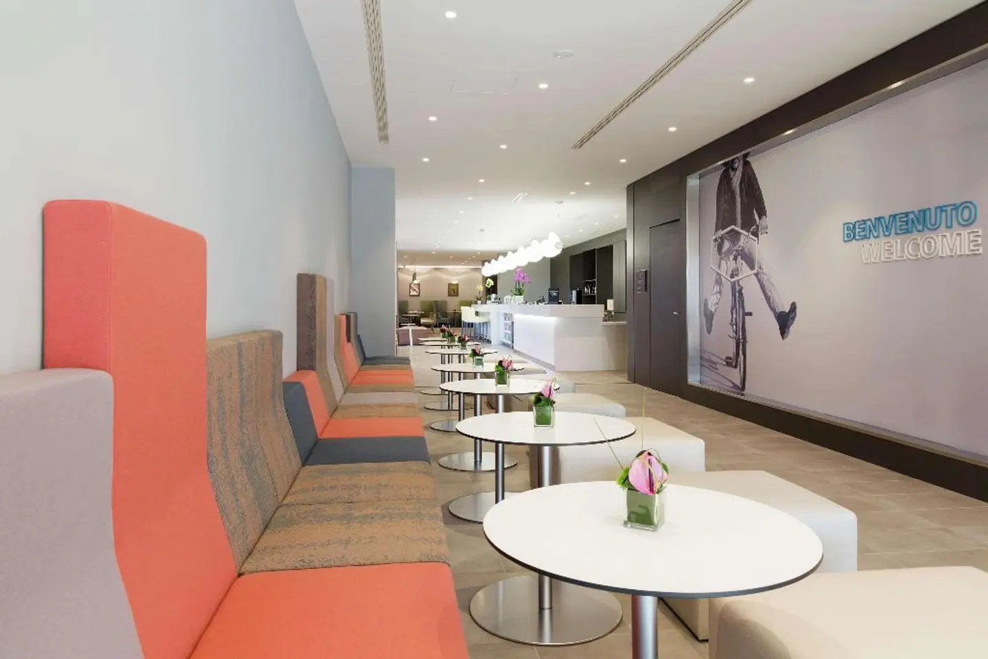 Hampton by Hilton Rome East LOUNGE_LOBBY