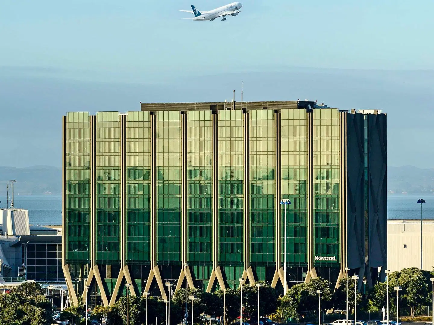 Novotel Auckland Airport Hotel EXTERIOR
