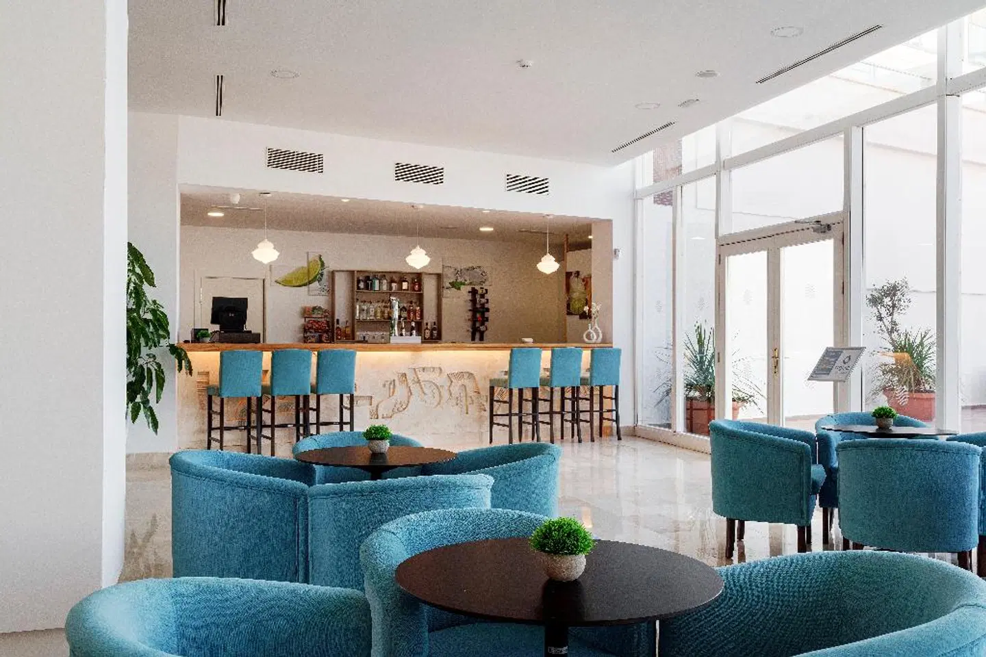 AluaSun Doblemar Bar