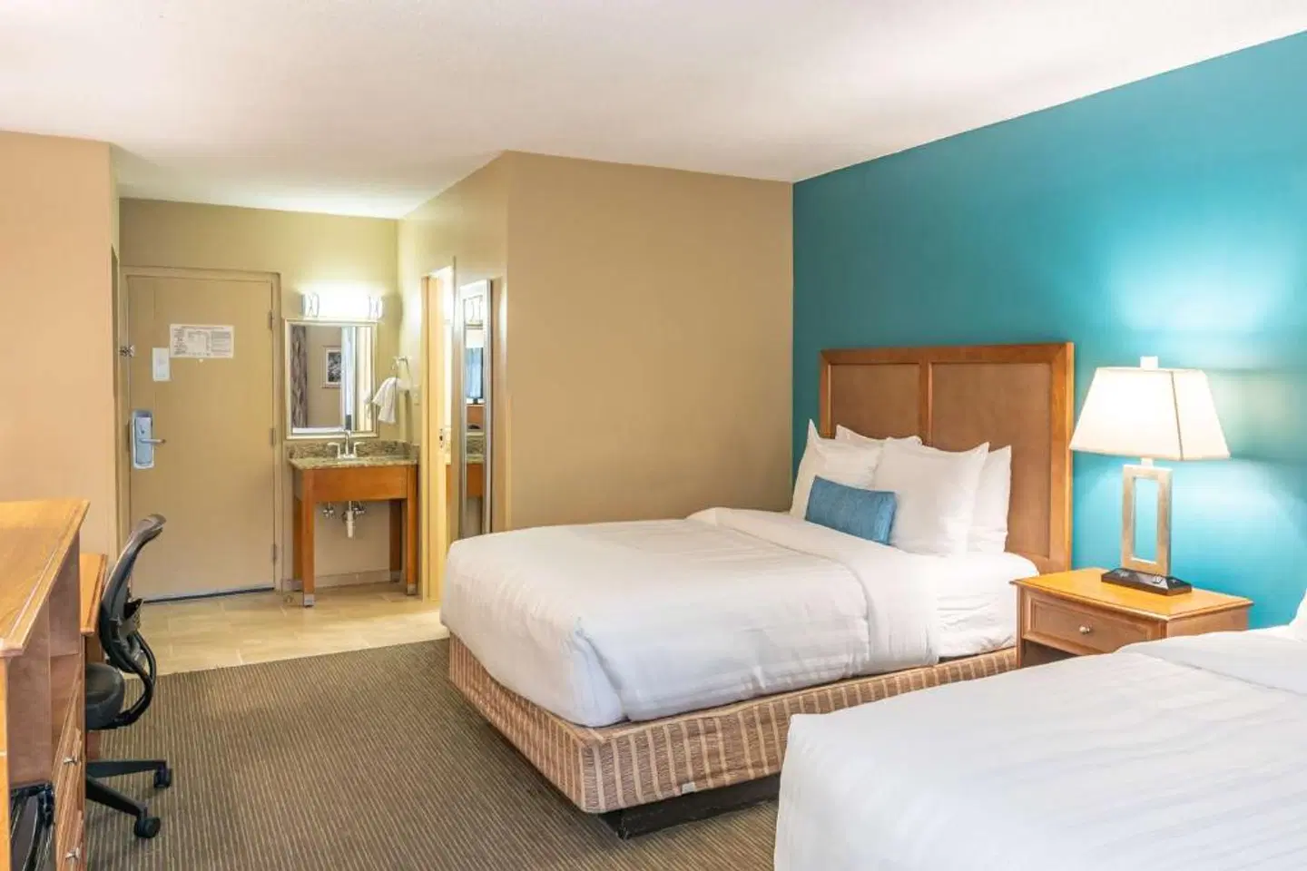 Best Western Charleston Inn ROOM_EXAMPLE