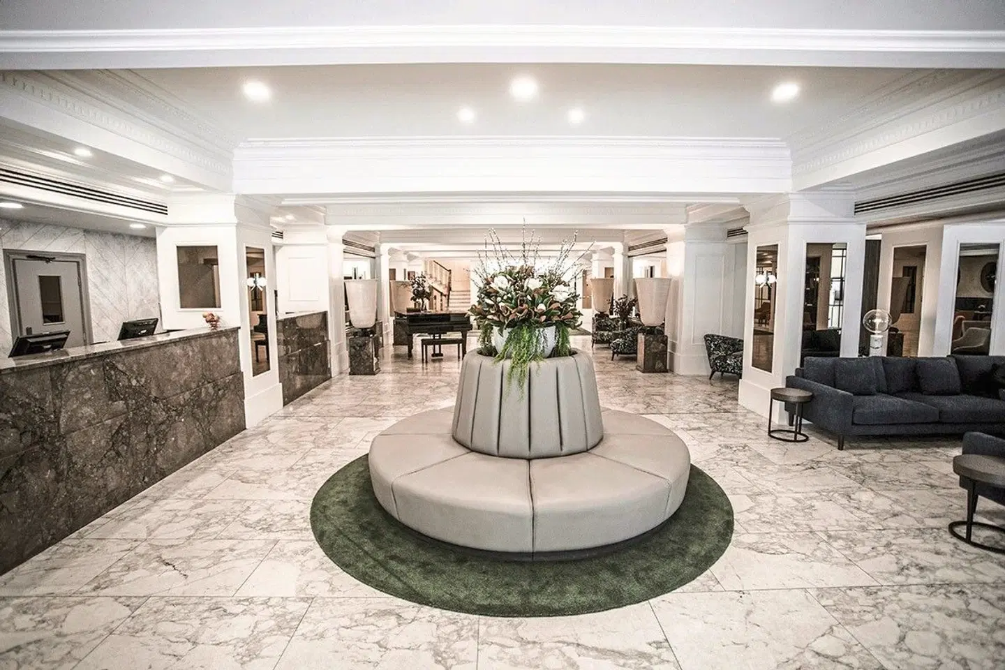 The Savoy Hotel on Little Collins LOUNGE_LOBBY