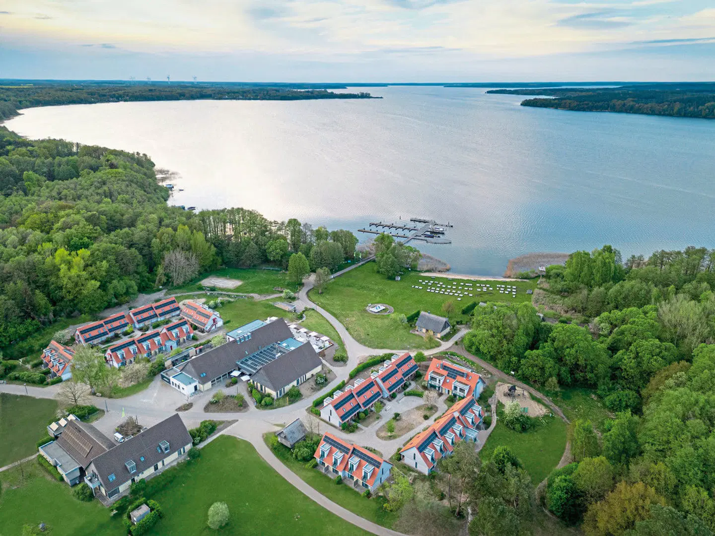 BEECH Resort Plauer See EXTERIOR