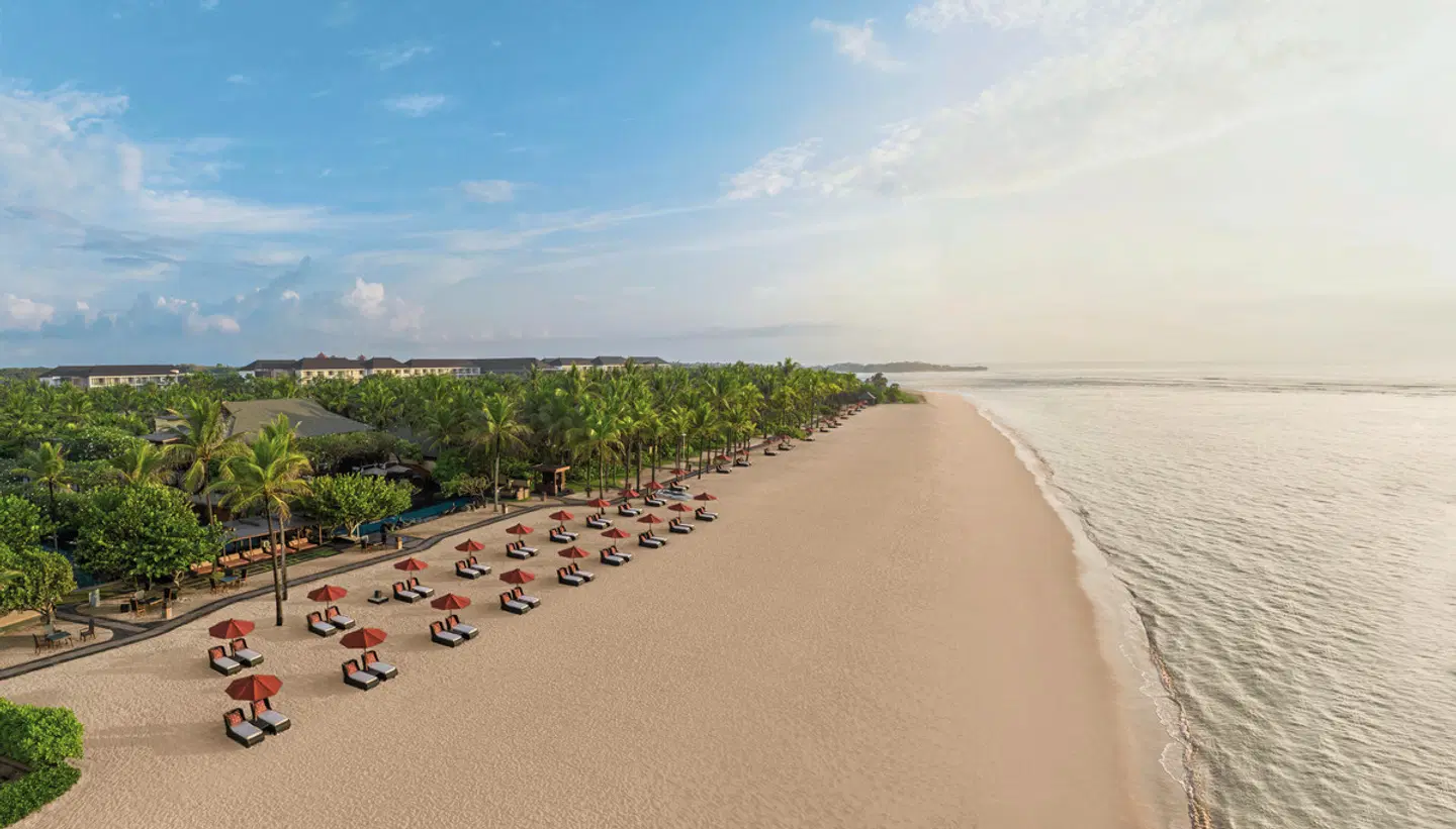 The St. Regis Bali Resort Strand