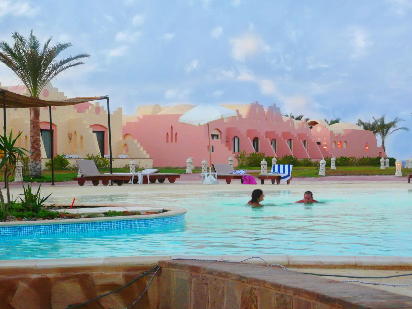 Onatti Beach Resort OUTDOOR_POOL