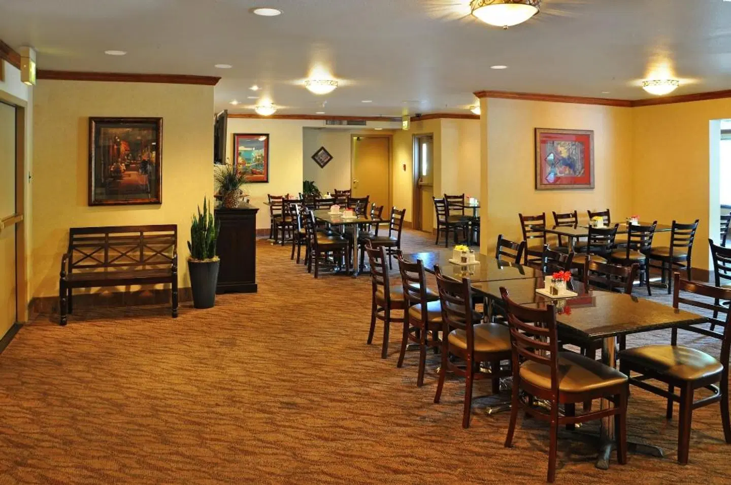 Oxford Suites Portland - Jantzen Beach Restaurant