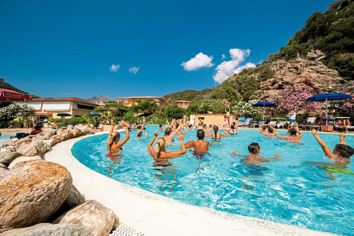 TH Ortano Mare Club Village & Residence OUTDOOR_POOL