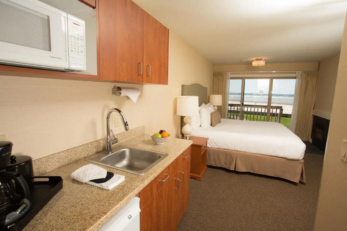 Schooner's Cove Inn ROOM_EXAMPLE