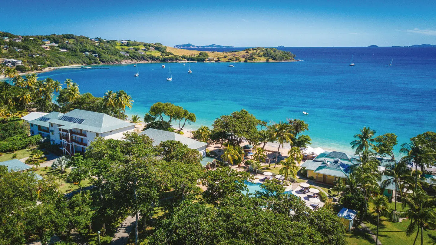 Bequia Beach Hotel LANDSCAPE