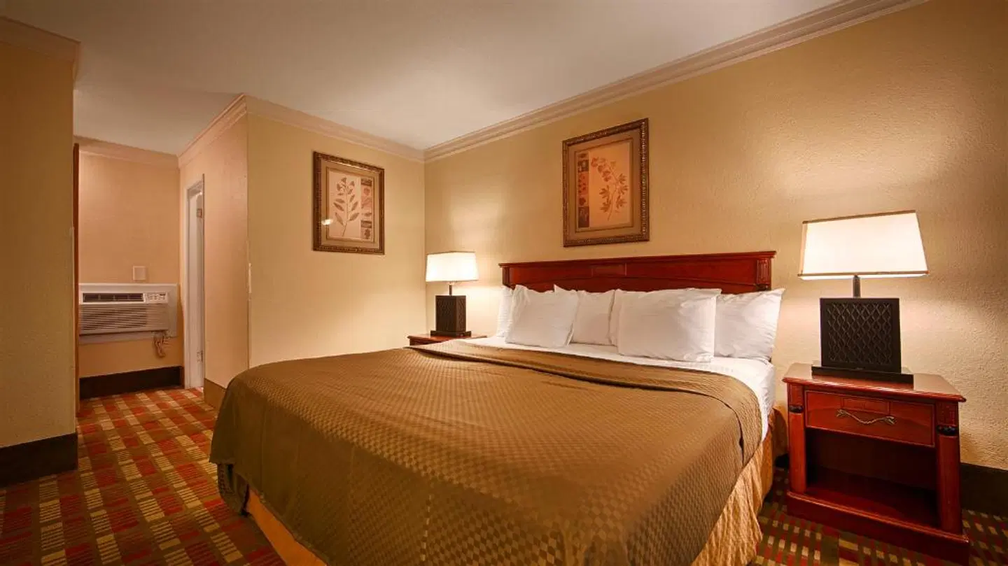 Best Western Garden Villa Inn ROOM_EXAMPLE