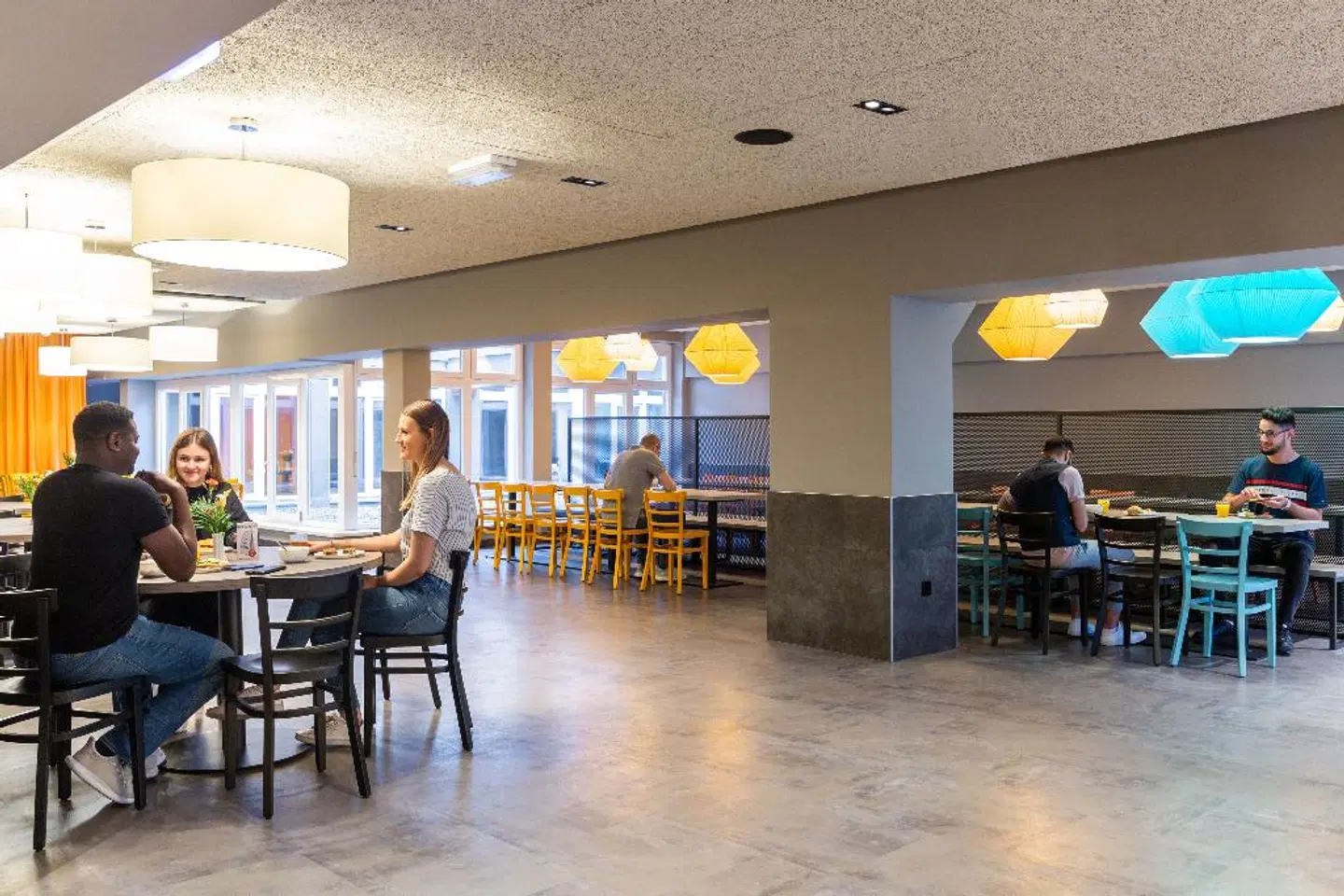 a&o Düsseldorf Hauptbahnhof Bar