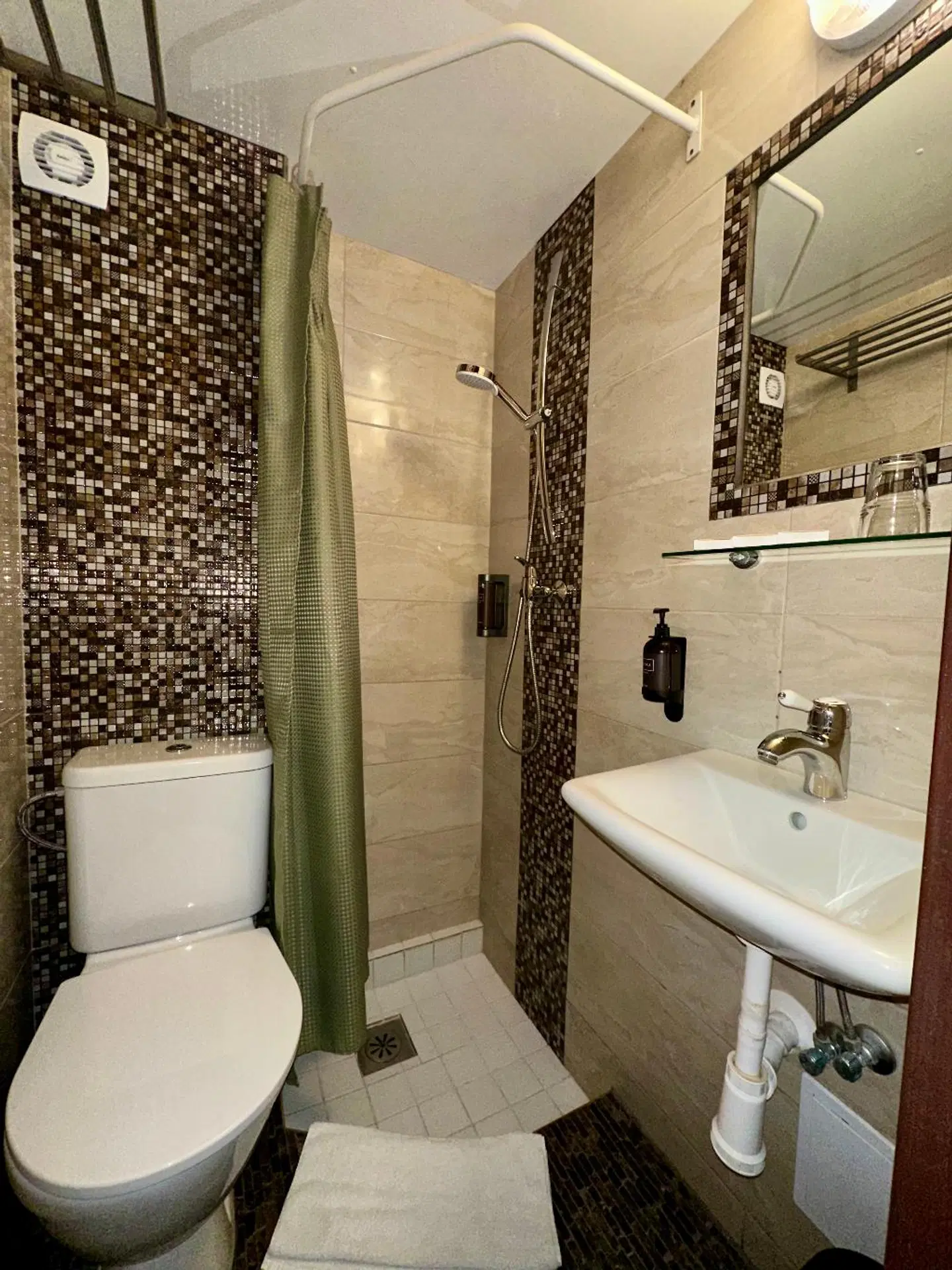 Botel Albatros Badezimmer