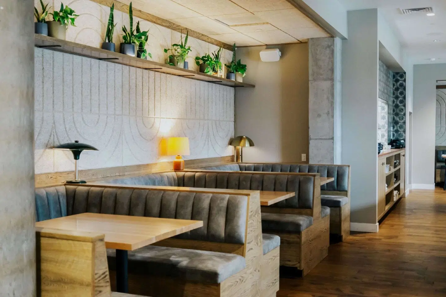 Holman Riverfront Park Hotel Salem, Tapestry by Hilton Bar