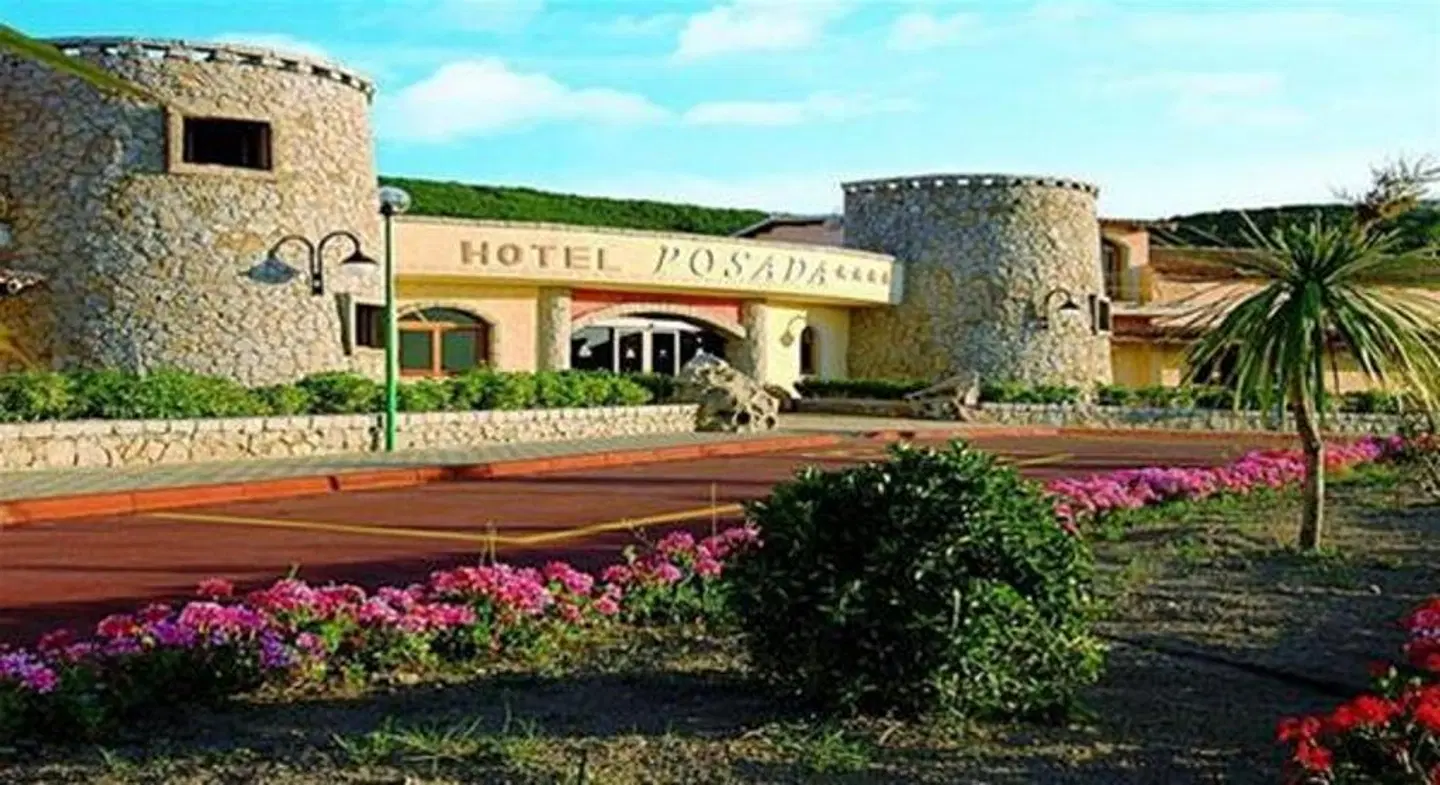 Club Esse Posada Beach Resort EXTERIOR