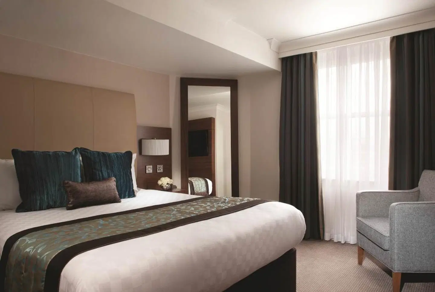 Thistle Piccadilly ROOM_EXAMPLE