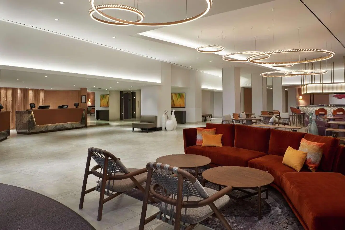 Hilton Toronto Airport LOUNGE_LOBBY