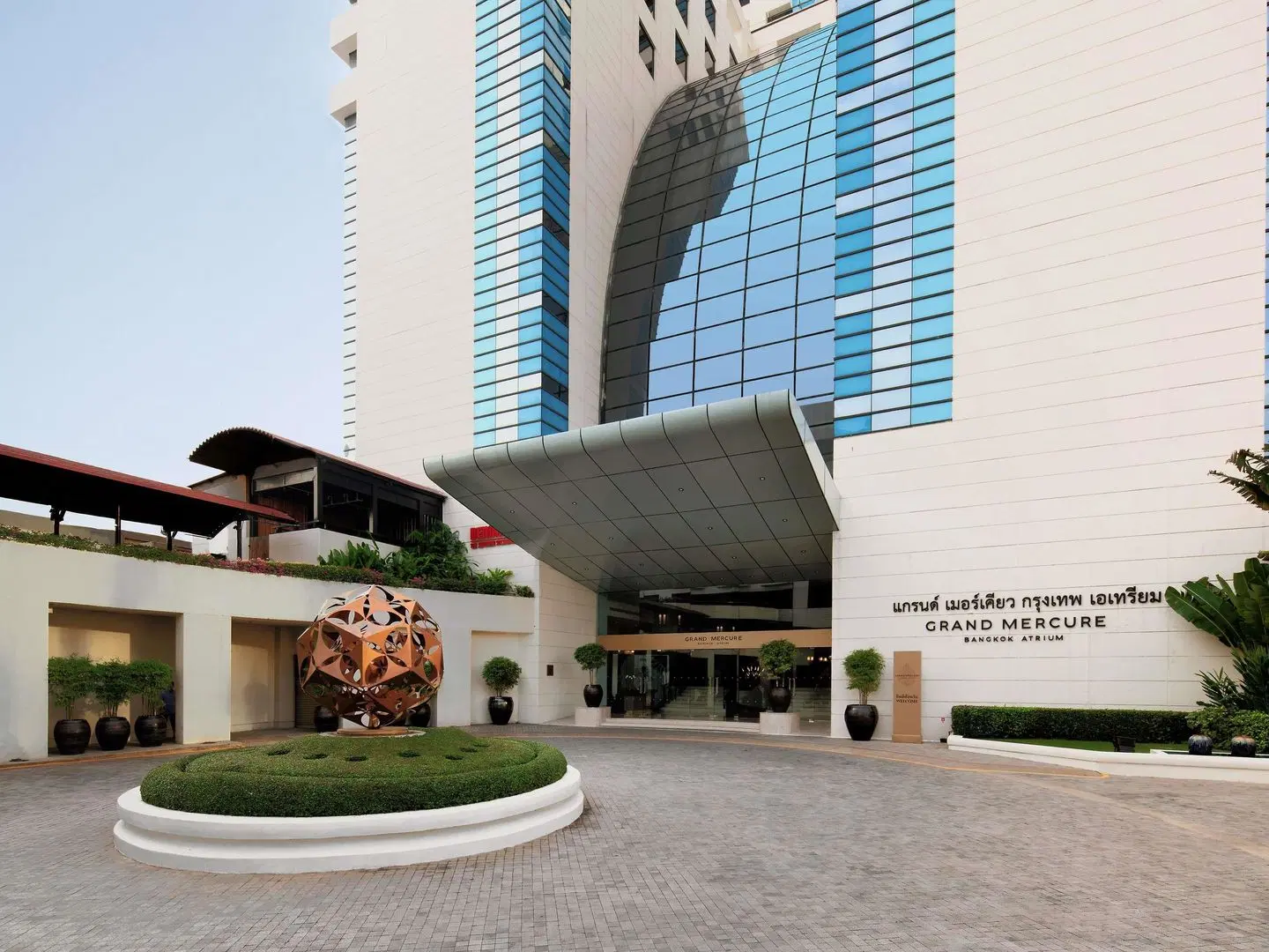 Grand Mercure Bangkok Atrium EXTERIOR