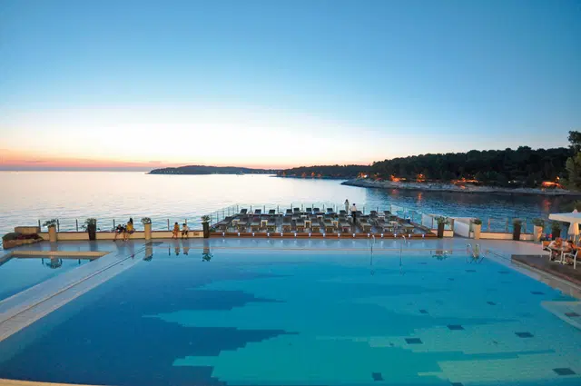 Splendid Resort OUTDOOR_POOL