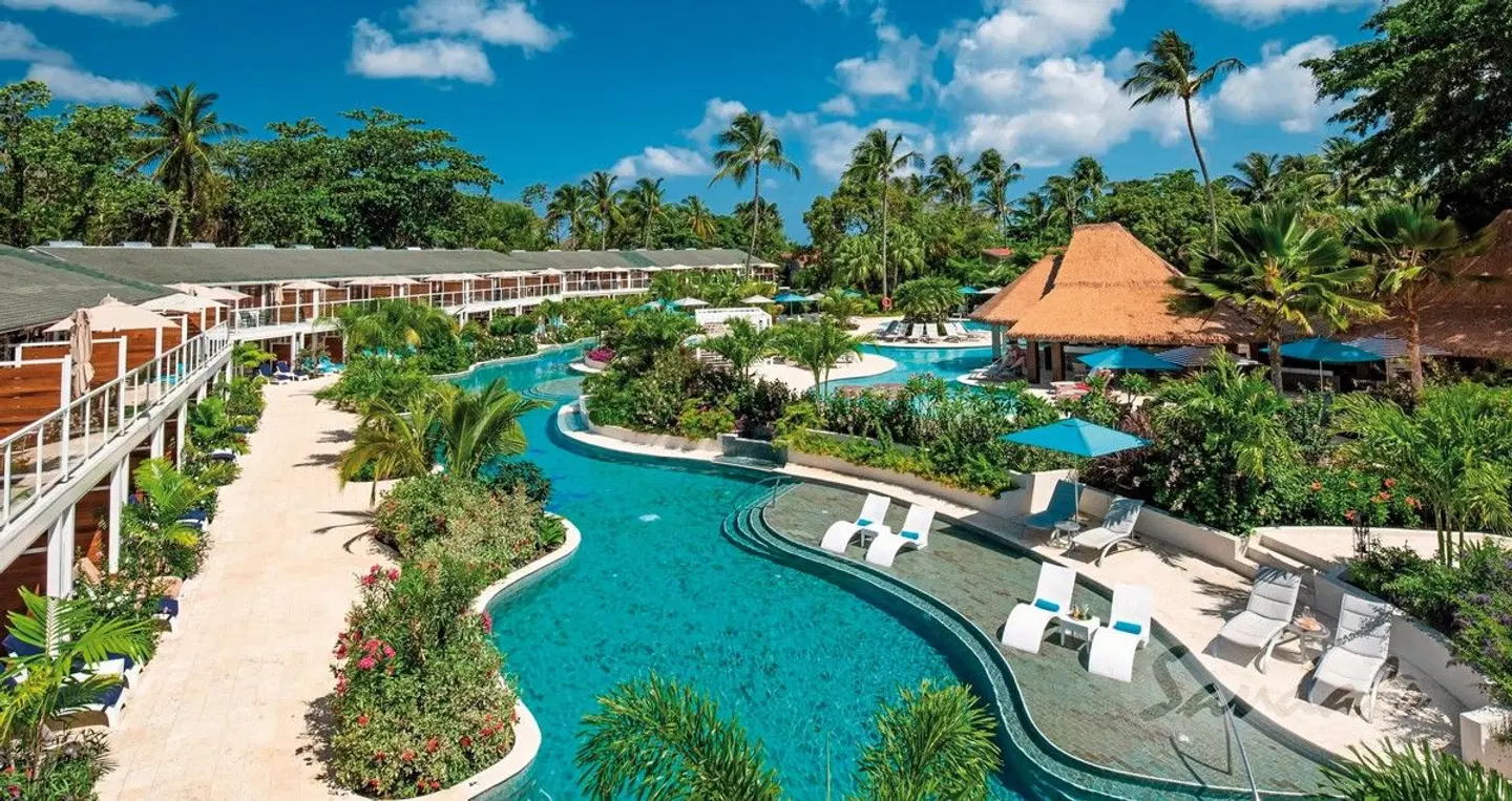 Sandals Halcyon Beach St. Lucia OUTDOOR_POOL