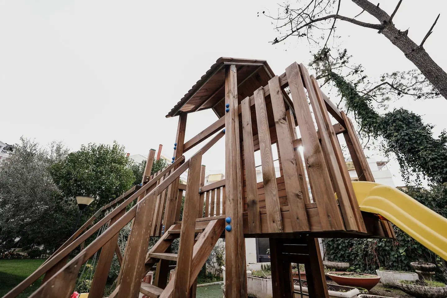 Garden Hotel EXTERIOR