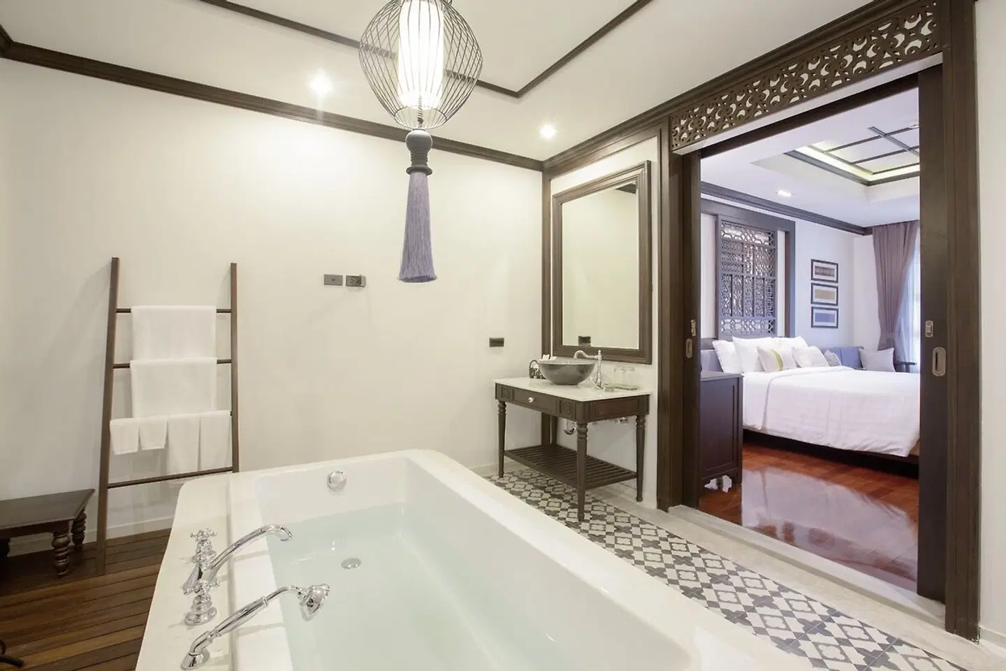 Na Nirand Romantic Boutique Resort Badezimmer