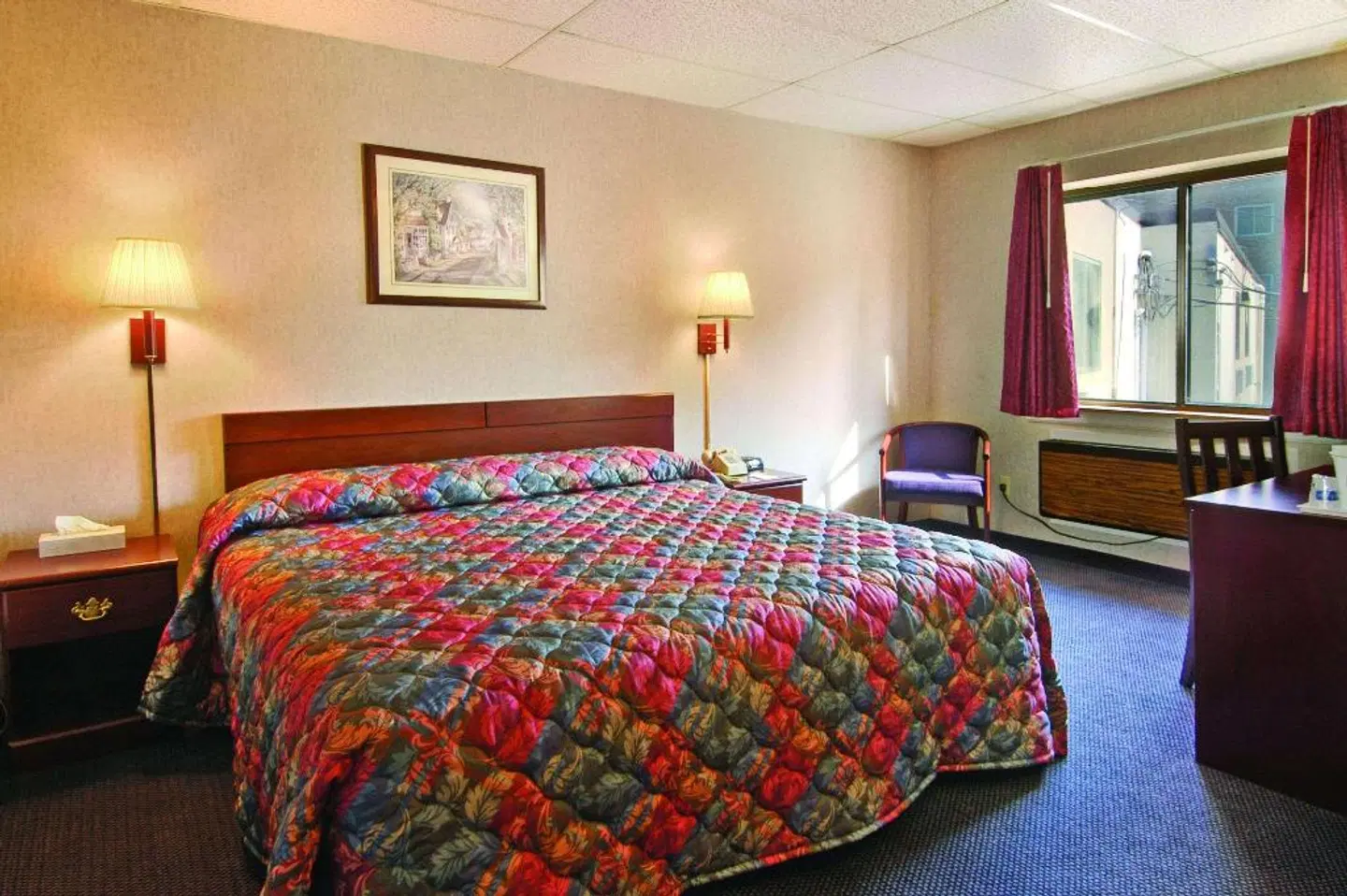 Travelodge by Wyndham Cleveland Lakewood ROOM_EXAMPLE