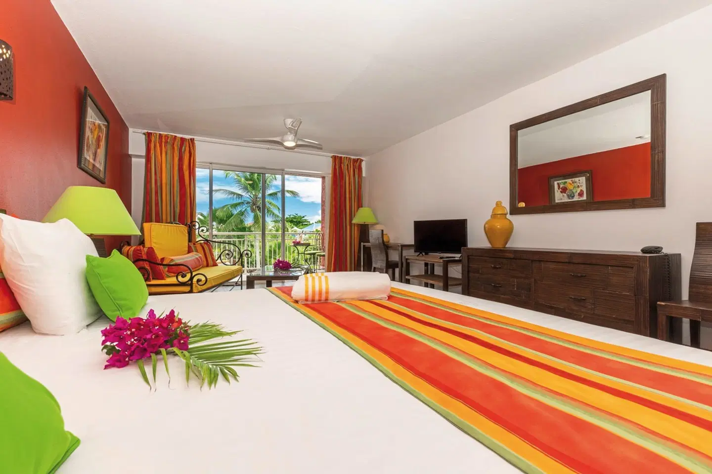 Palm Court ROOM_EXAMPLE