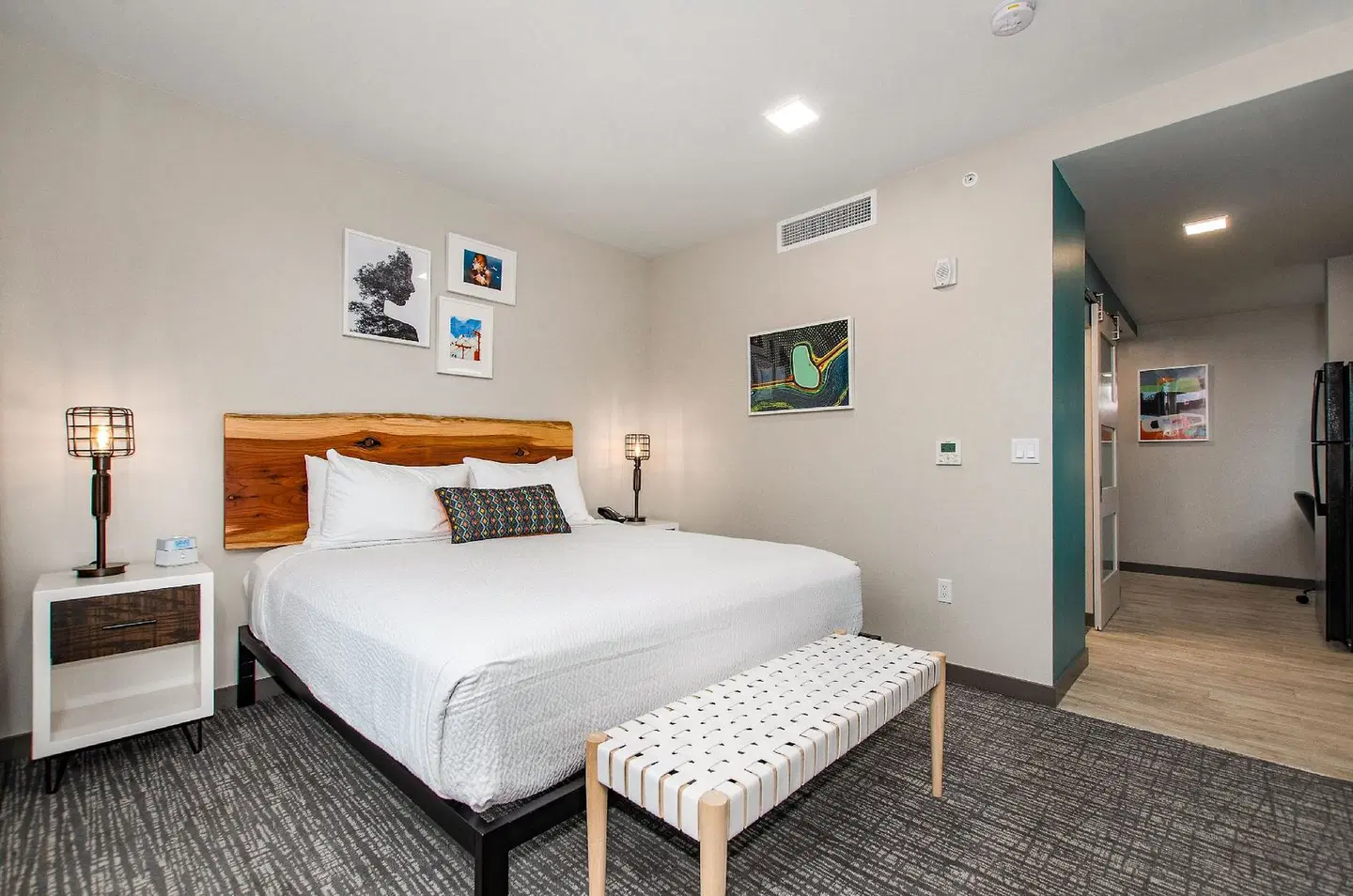 The Independence ROOM_EXAMPLE