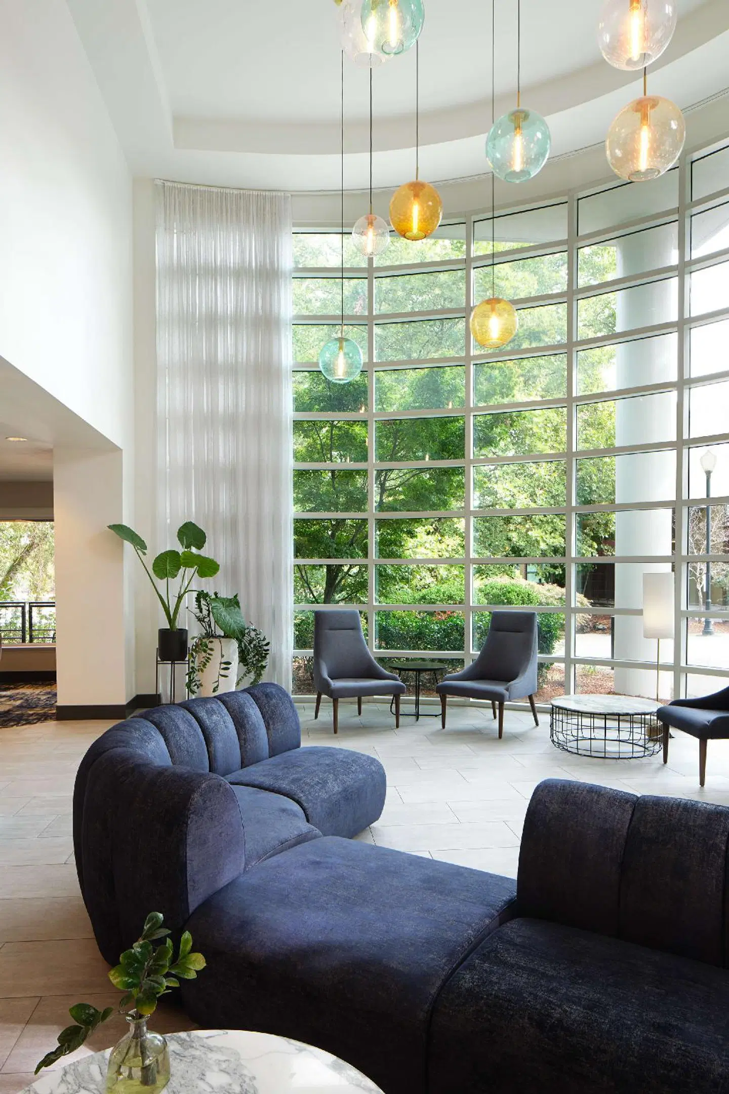 River's Edge Hotel Portland, Tapestry Collection by Hilton LOUNGE_LOBBY