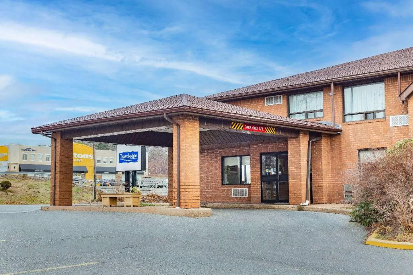 Travelodge by Wyndham Bridgewater EXTERIOR