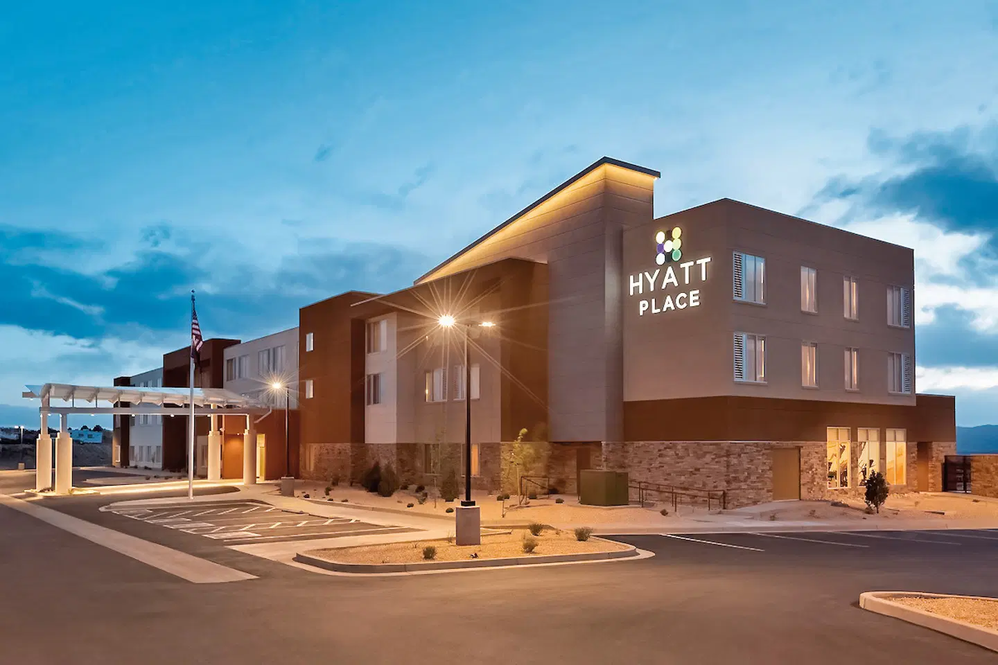 Hyatt Place Page Lake Powell EXTERIOR