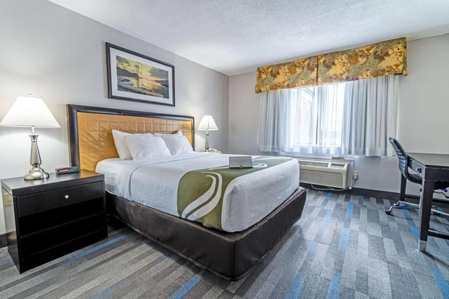 Quality Inn Halifax Airport ROOM_EXAMPLE