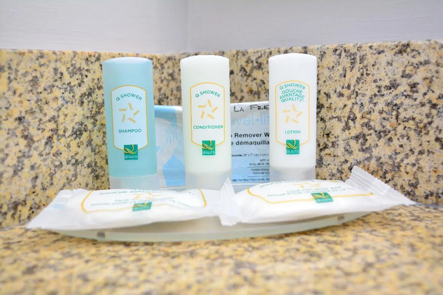 Quality Inn Halifax Airport Badezimmer