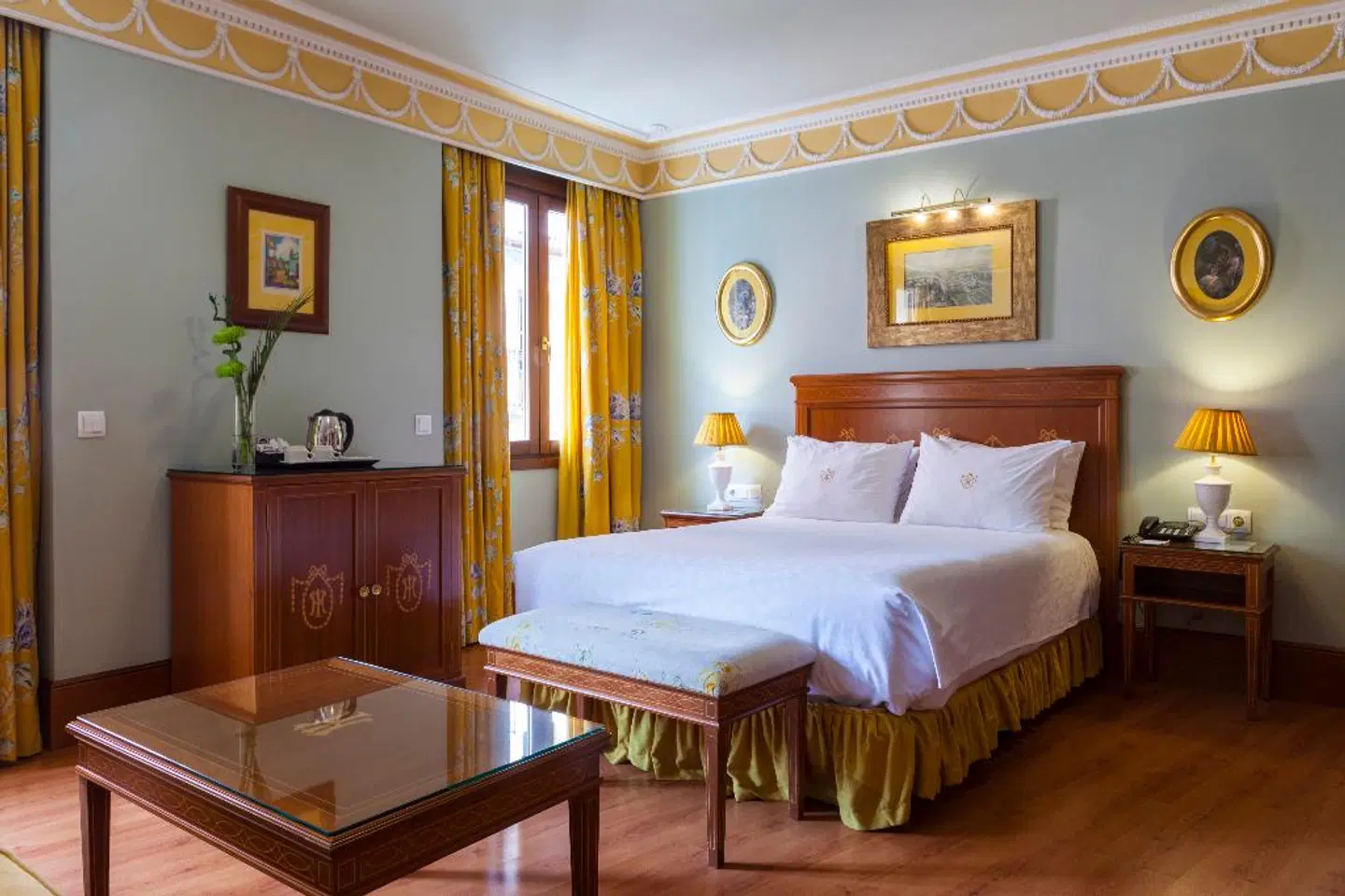 Inglaterra ROOM_EXAMPLE