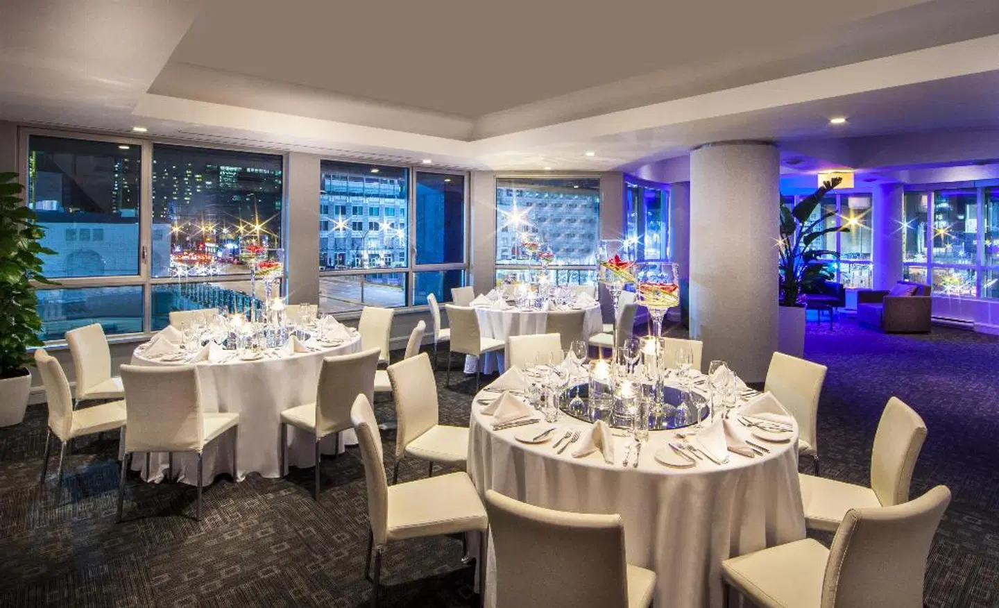 Le Crystal Montreal Restaurant