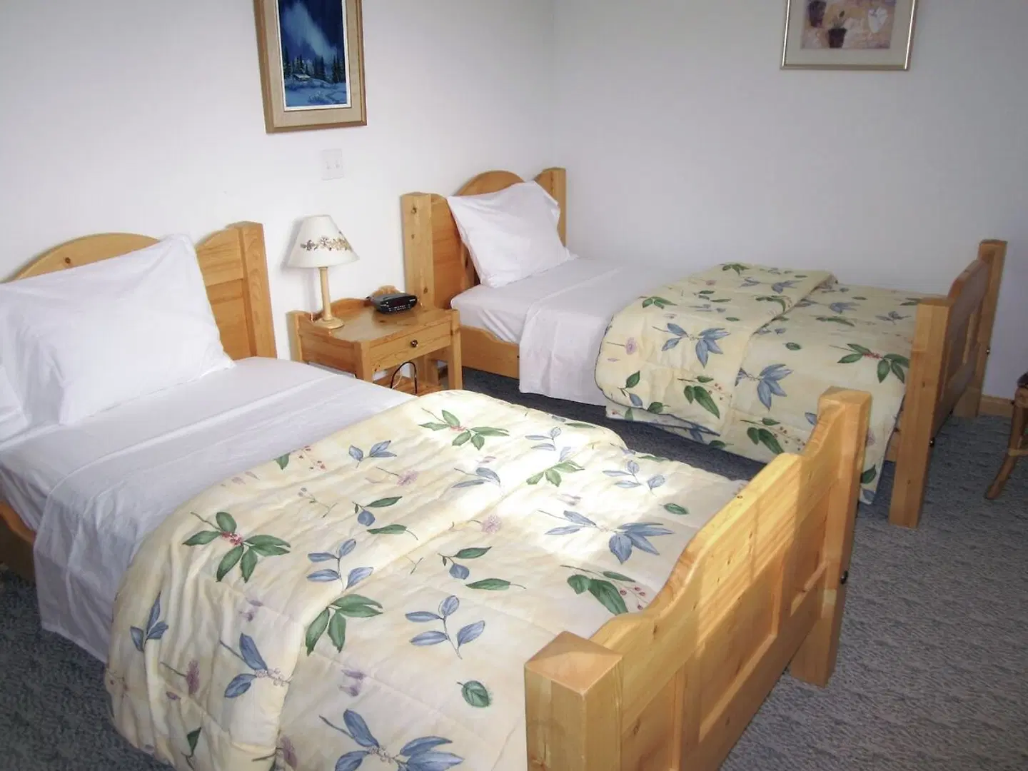 Aurora Inn ROOM_EXAMPLE