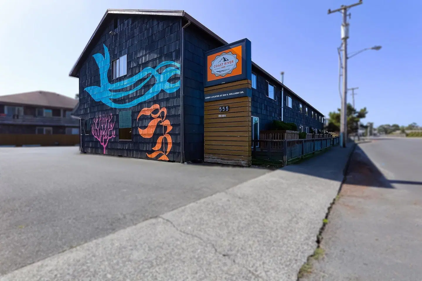 Coast River Inn EXTERIOR