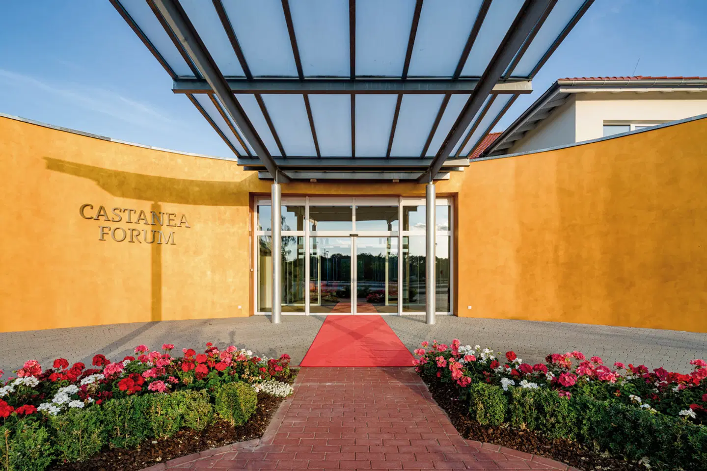 Best Western Premier Castanea Resort Hotel EXTERIOR