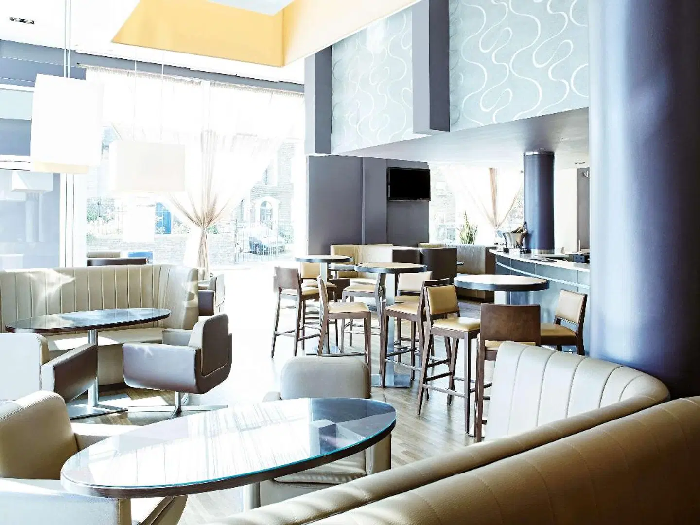 Novotel London Greenwich Hotel Bar