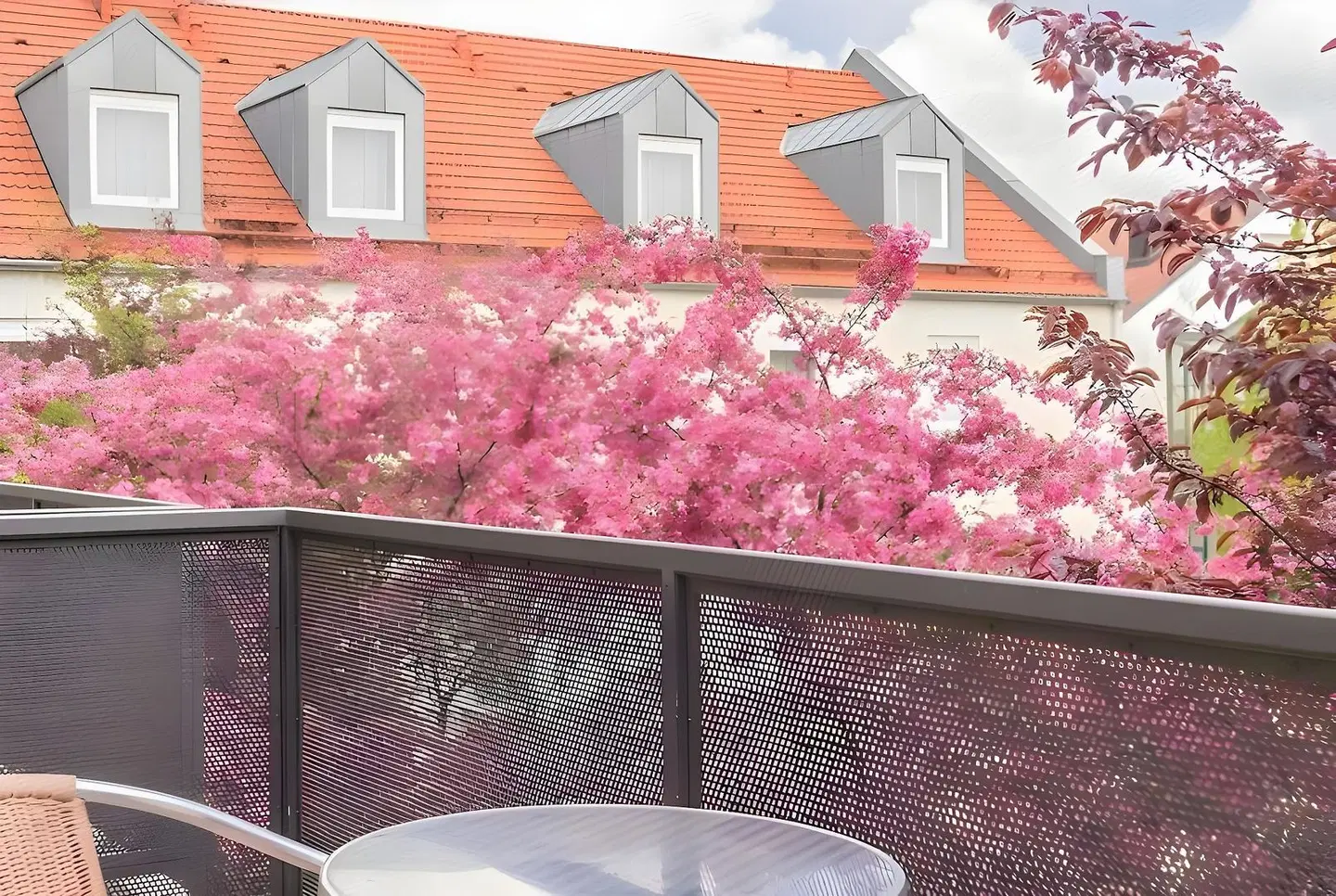 Ramada by Wyndham Muenchen Airport Terrasse