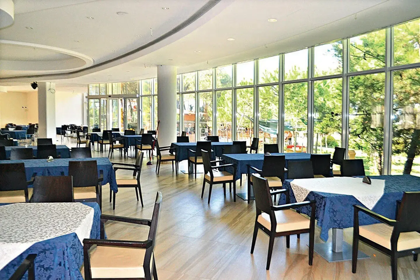 Dolce Vita Hotel Restaurant