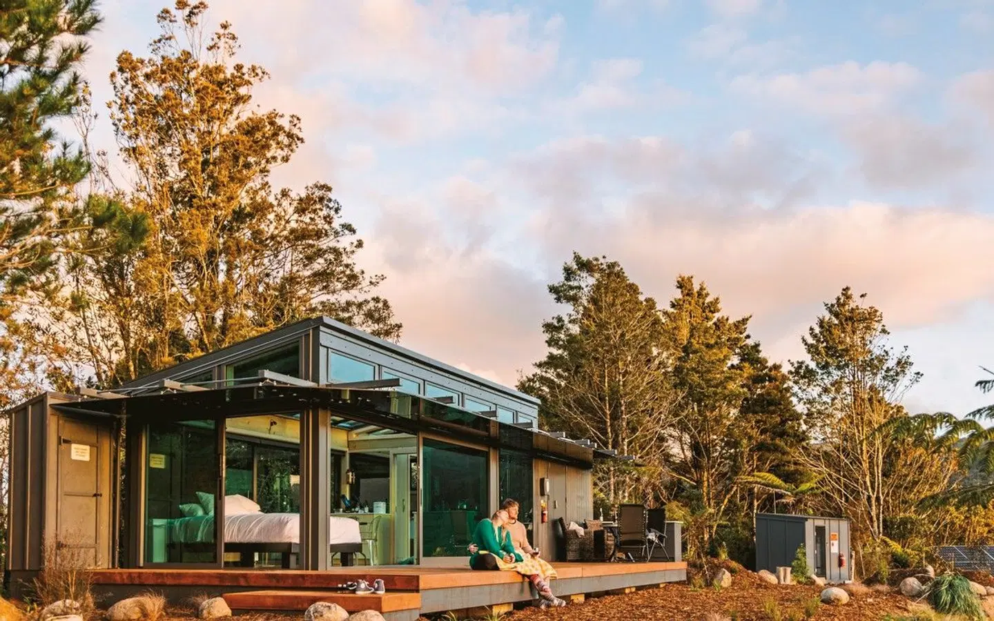 Ruru PurePod EXTERIOR