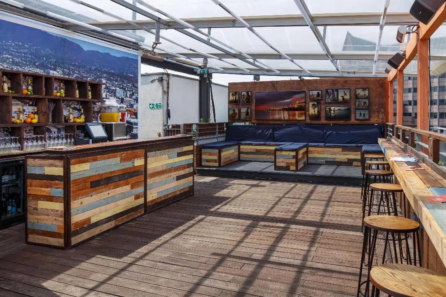 DoubleTree by Hilton London - Tower of London Bar