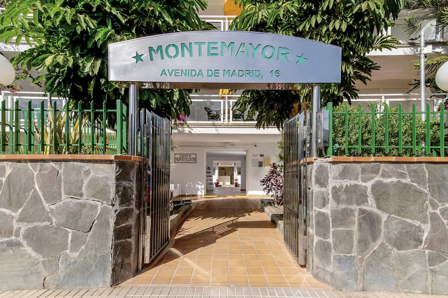 Montemayor EXTERIOR