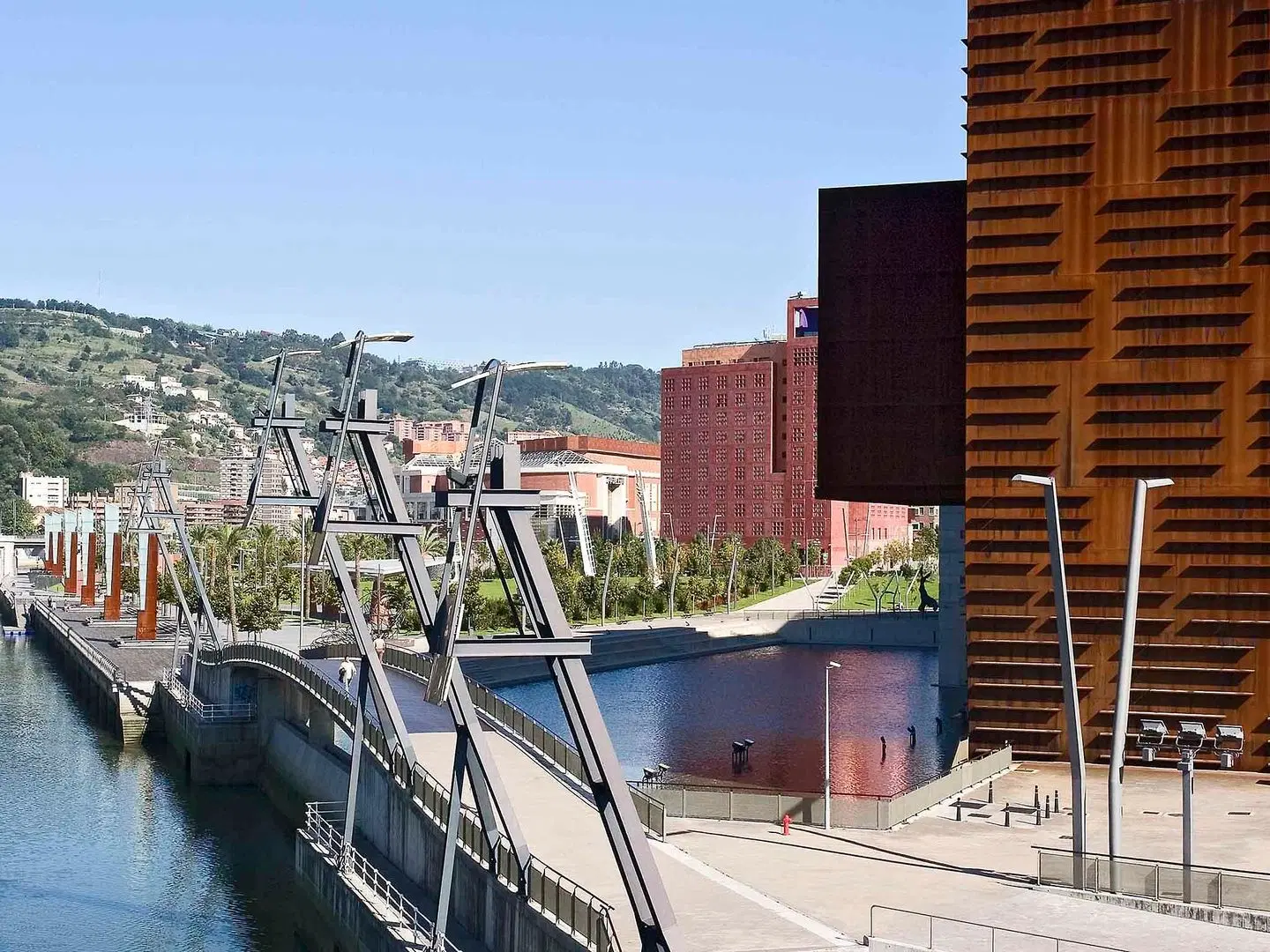 ibis Bilbao Centro OUTDOOR_POOL